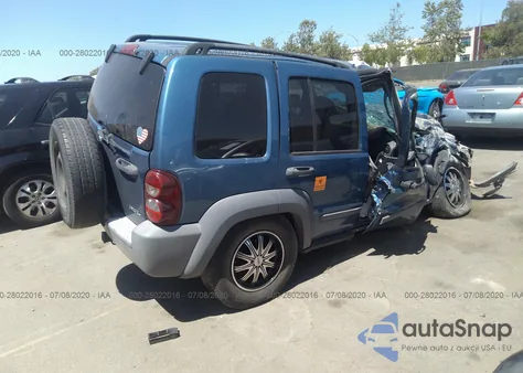 2005 Jeep Liberty Sport z USA, uszkodzony, nr VIN 1J4GL48K05W679446